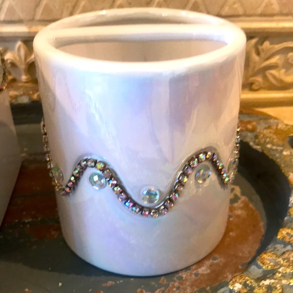 NWT Mike + Ally Studio Luxury Bathroom Accessories Set - Picture 3 of 3